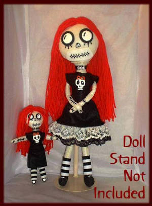 gothdollwithgothdoll7.jpg