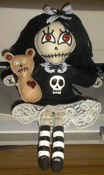 gothgirlwithteddy.jpg